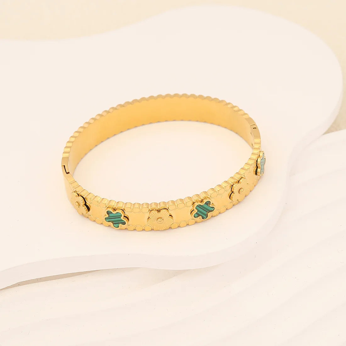 Atlantis Ring