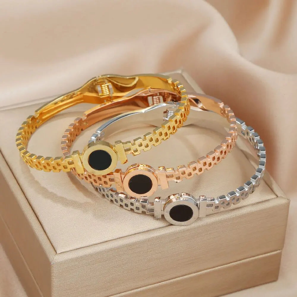 Atlantis Ring